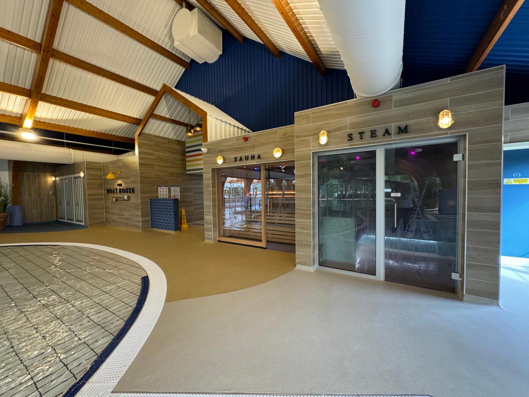 Paws Lodge, Hot Tub, Pet Friendly Саут-Керни Экстерьер фото